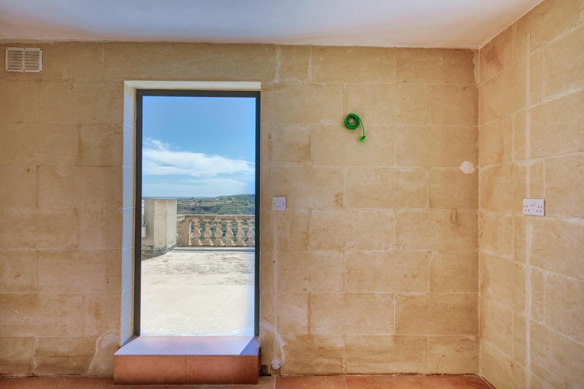 Romana Maisonettes Xagħra Esterno foto