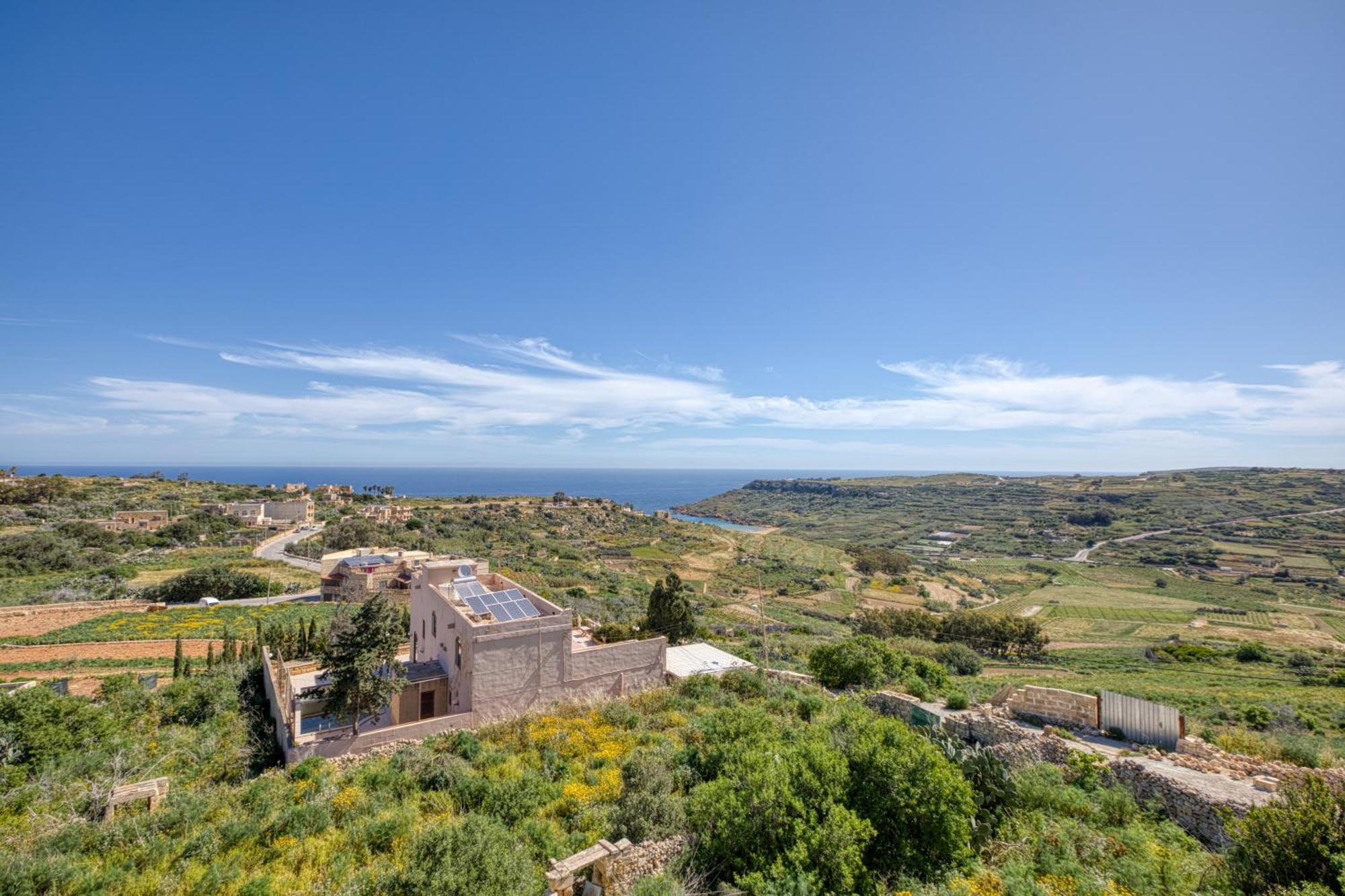 Romana Maisonettes Xagħra Esterno foto