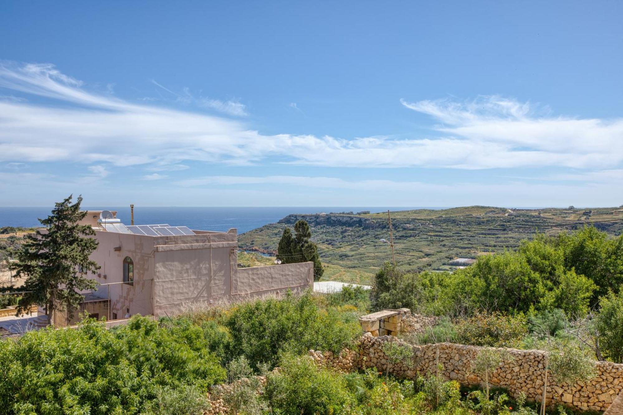 Romana Maisonettes Xagħra Esterno foto
