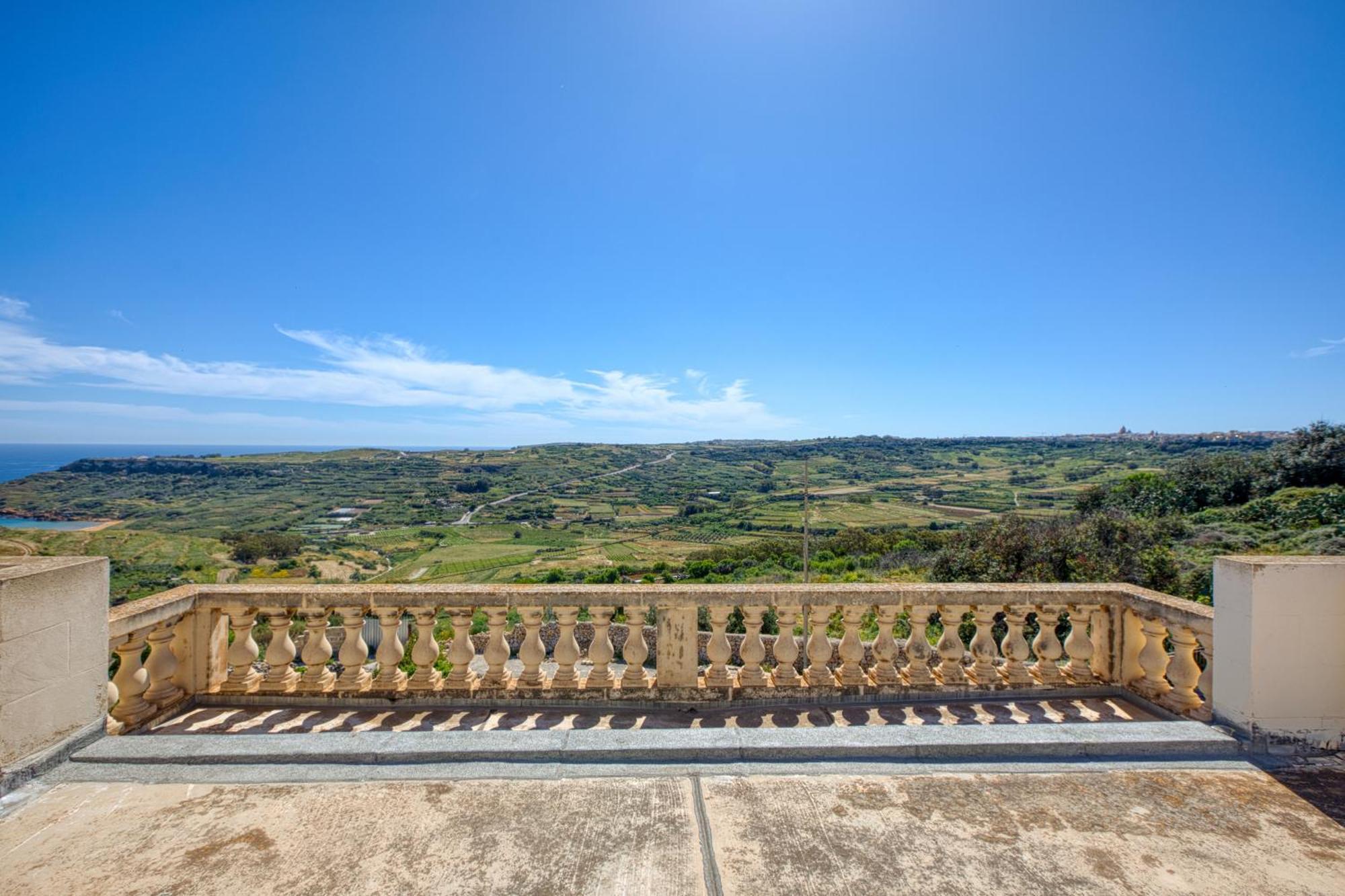 Romana Maisonettes Xagħra Esterno foto